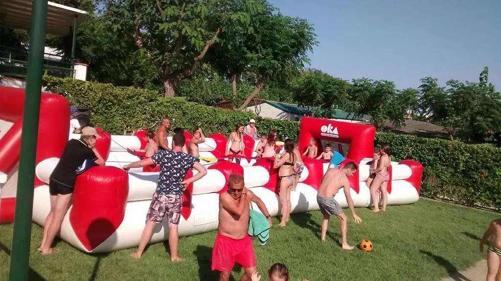 Camping Playa Y Fiesta Miami Playa Campsite